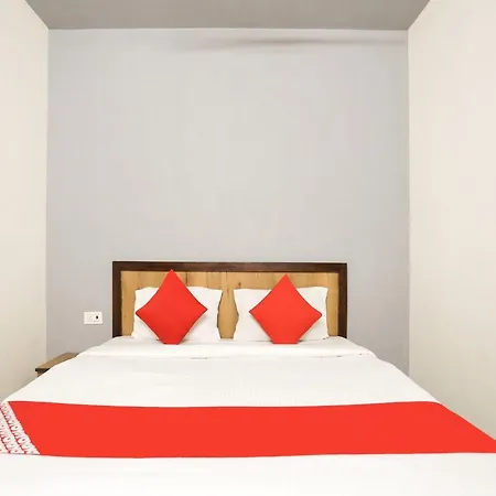 Oyo 73756 Fusion Inn Burari